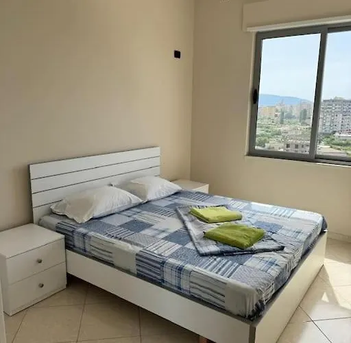 Cozy & Spacious Vlorë